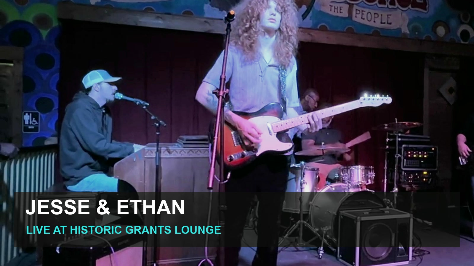 Jesse Bennett and Ethan Hamlin performing at Historic Grant's Lounge